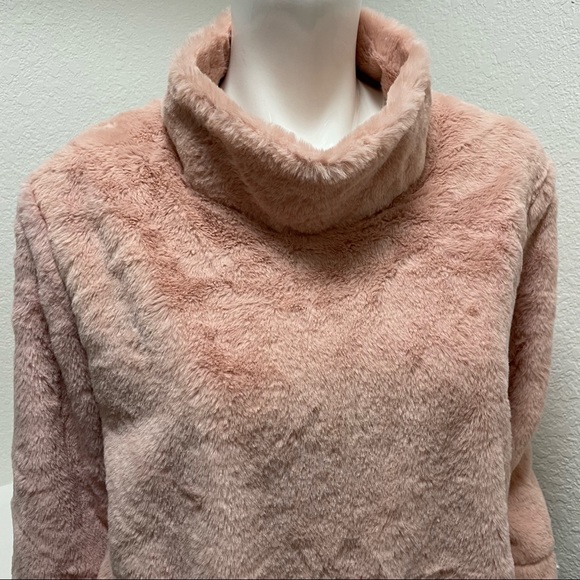 BANANA REPUBLIC Plush Fuzzy Pink Pocket Sweater Sz S - Picture 2 of 6